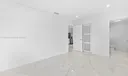 1431 N 14th Way #A & B Photo