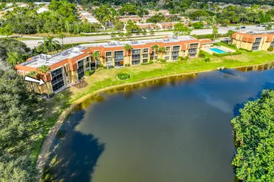 5250 Woodland Lakes Drive #226 1