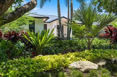 425 NW 12th Street 1