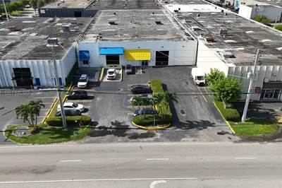 8420 NW 58th St 1