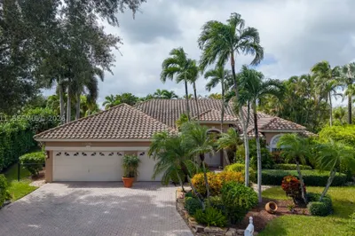 8348 NW 44th St 1