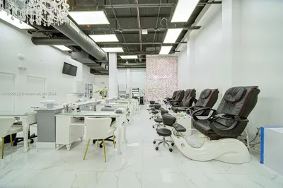 Full-service Beauty Salon For Sale In Pinecrest 1