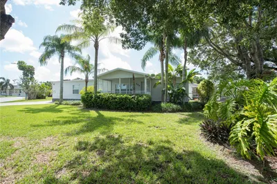 35303 SW 180 Av #322 & 321 1