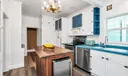 708 SE Riverside Drive Photo