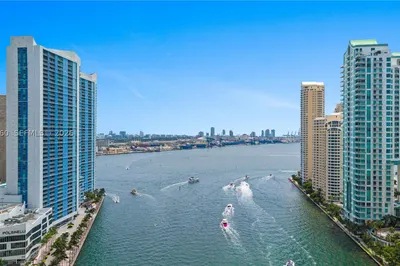 325 S Biscayne Blvd #3421 1