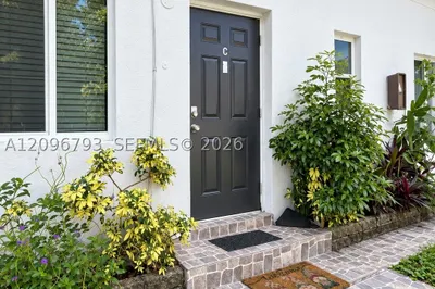 60 NE 78th St #C 1