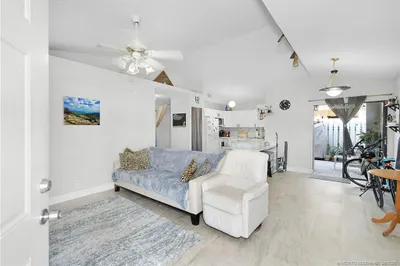 2825 Stoneway Lane #B 1