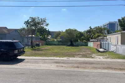 1784-86 NW 31 Street 1