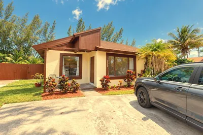 3770 Mil Lake Court 1