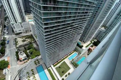 79 SW 12 ST #3810-S 1