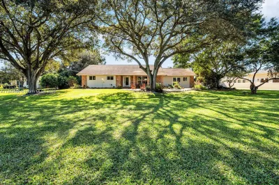 13350 Luray Rd 1