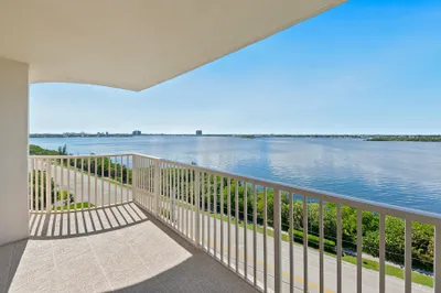 5480 N Ocean Drive #B7c 1