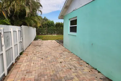 605 S 12th Street 1
