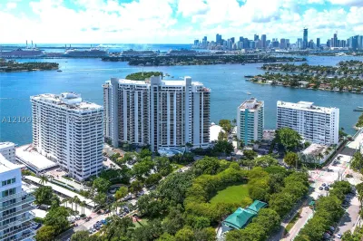 9 Island Ave #714 1