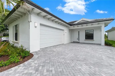 3099 Bellflower Cir 1