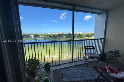 3100 W Rolling Hills Cir #709 1