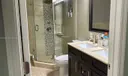 Dual sink Maste Bedroom
