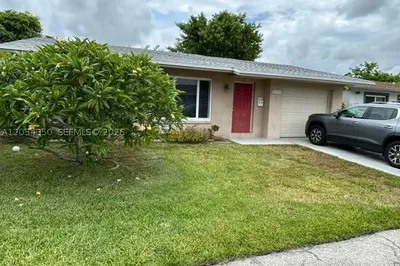 5711 NW 48th Ter 1