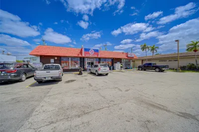 7401 Coral Way 1