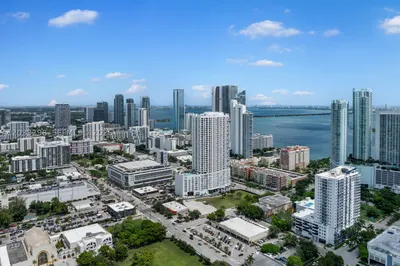 2000 Biscayne Blvd #1009 1