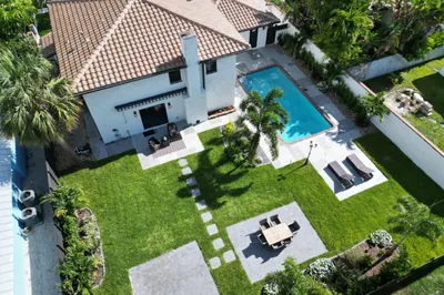 308 Greymon Drive 1