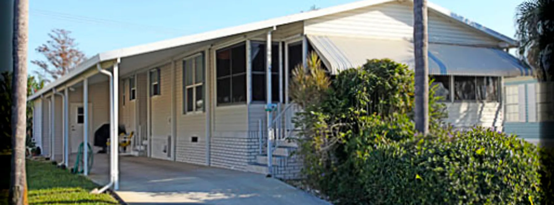 6985 43rd Trail N #702 | Palm Lake Co-Op