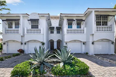 1942 NE 32nd Street 1