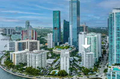 1402 Brickell Bay Dr #1203 1