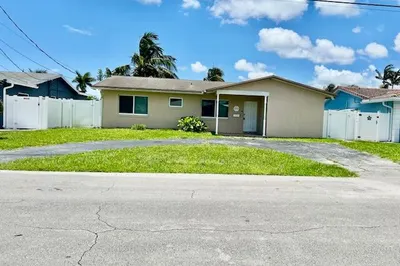 1912 NW 38th Street 1