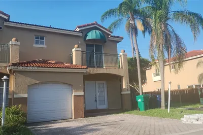 15852 SW 71st Ter 0 1