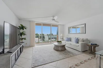 5440 N Ocean Drive #203 1
