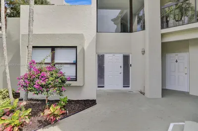 6418 La Costa Dr #101 1
