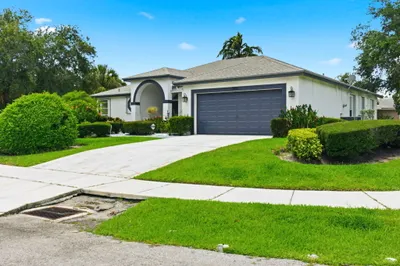 3800 NW 10th Street 1
