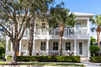 1345 Sunshine Drive 1