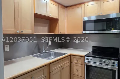 2630 SW 28th St #14 1