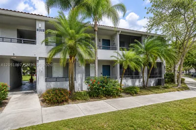 821 Lyons Rd #21103 1