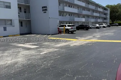 1333 E Hallandale Beach Blvd #115 1