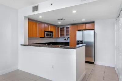 610 CLEMATIS Street #418 1