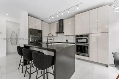 171 NW 152nd Ave 1