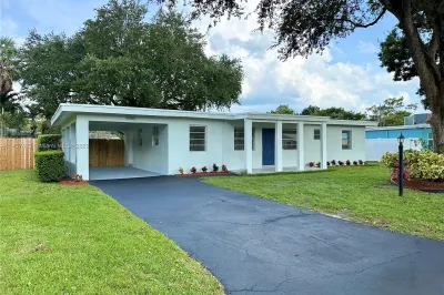 5080 SW 28th Ave 1