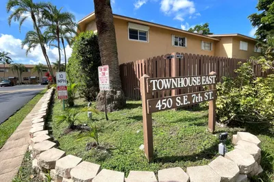 450 SE 7th Street #232 1