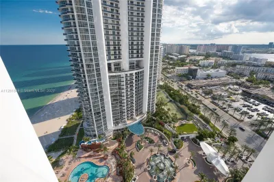 18201 Collins Ave #3607 1
