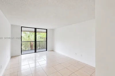 14201 N Kendall Dr #401D 1