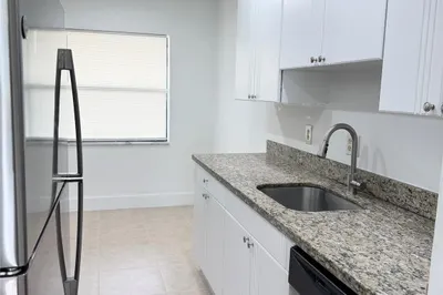 9934 NOB HILL CT #9934 1