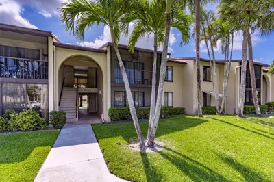 610 Sea Pine Way #B2 1