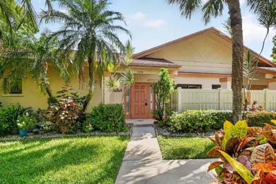 2808 S Carambola Cir Circle S #1980 1