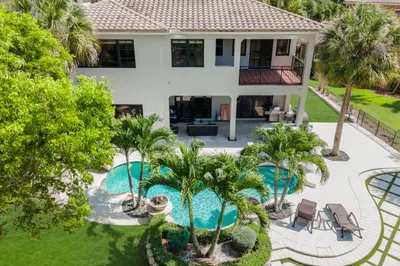9521 Eden Manor 1