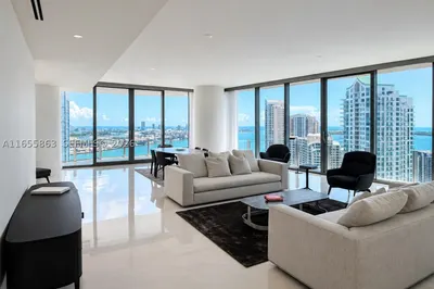 300 Biscayne Blvd Way #3201 1