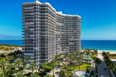 9601 Collins Ave #507 1