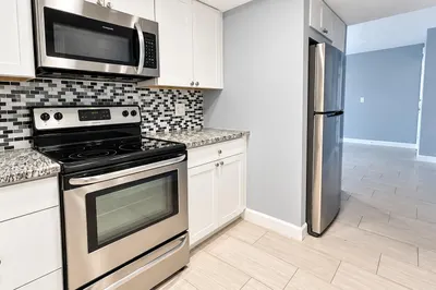 1950 N Andrews Avenue #d109 1